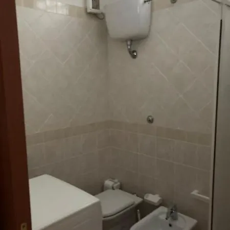 Bilocale Con Parcheggio In Zona Tranquilla